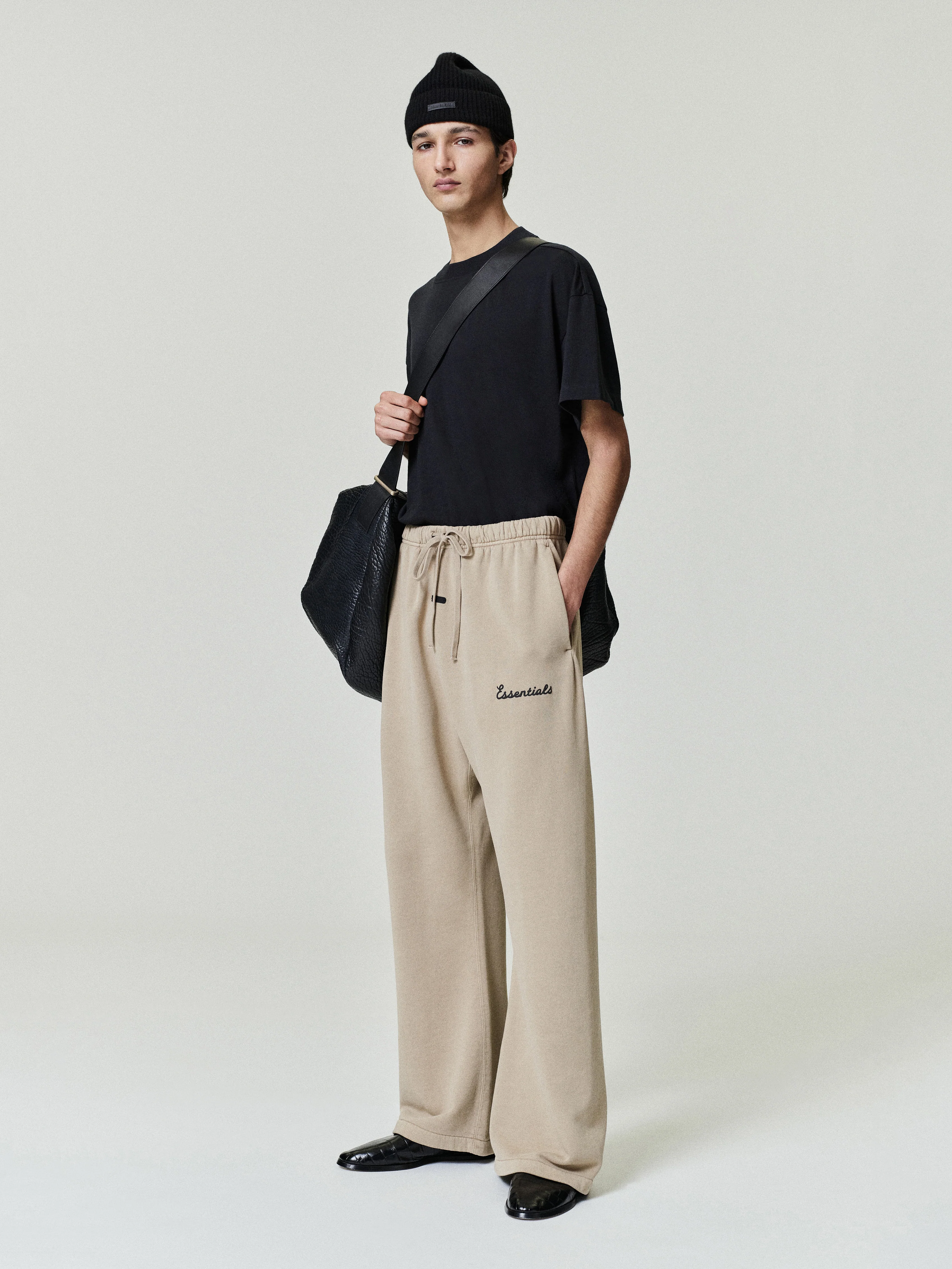 Training Classic Flare Sweatpant